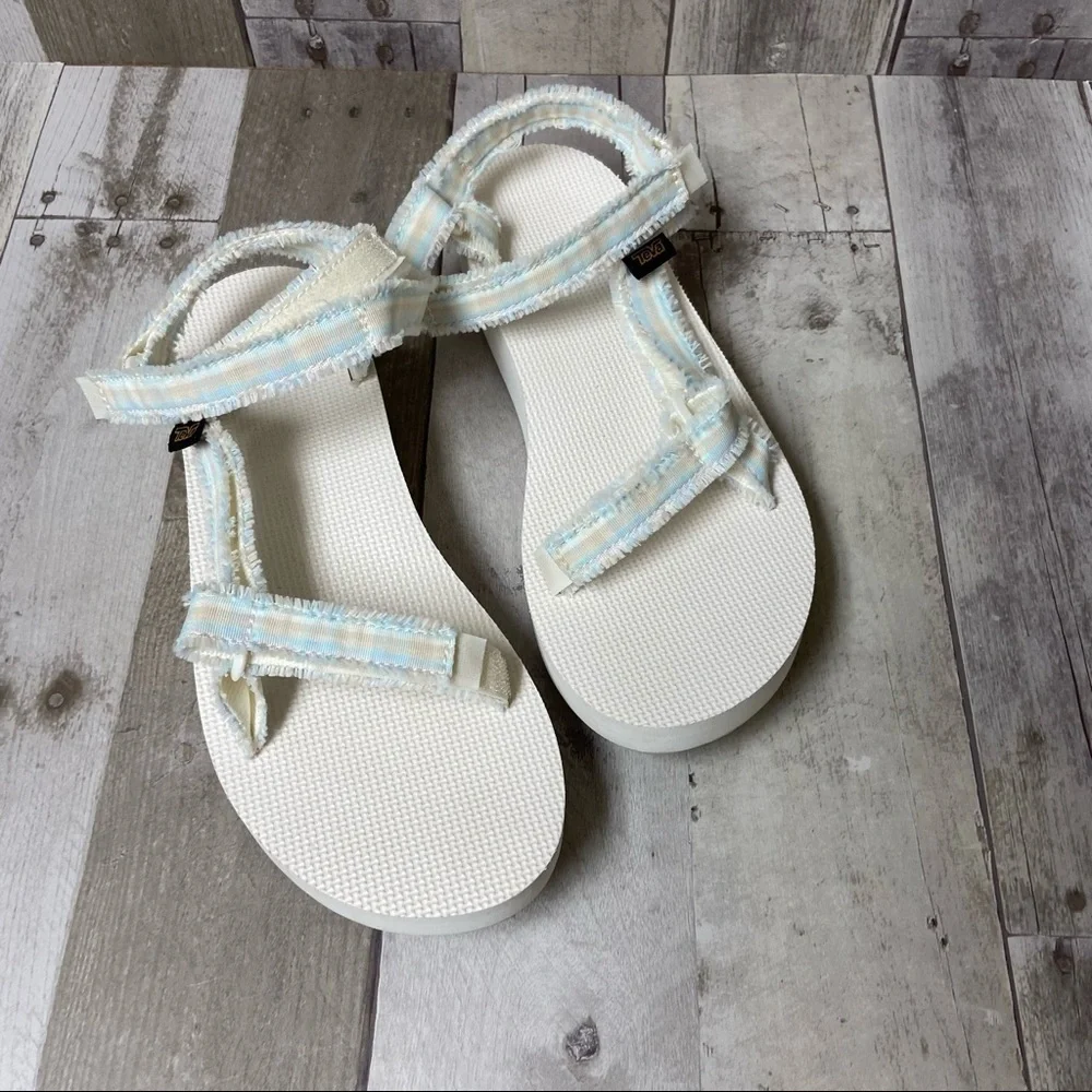 Teva Midform Fray Sandals Size 10 - Picture 6 of 6